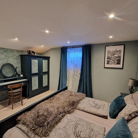 Апартаменти Alp Haus Grossglockner Брук-ан-дер-Гросглокнерштрасе Екстер'єр фото